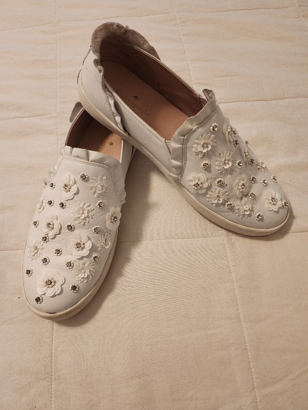 Kate Spade Keds Collab White With Silver Sequins & Pearls Sz 9 Comfy Slip-on